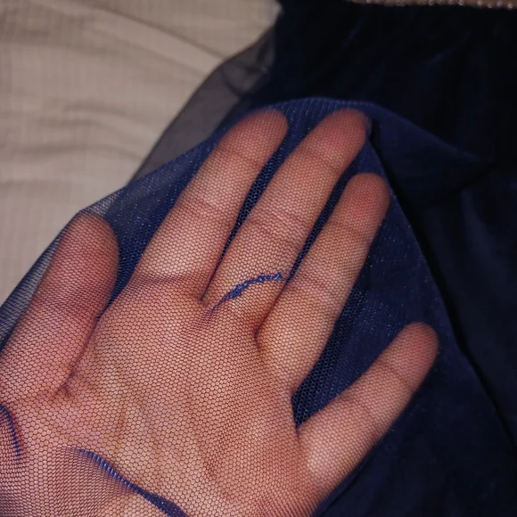 Formal dress - Picture 3 of 7